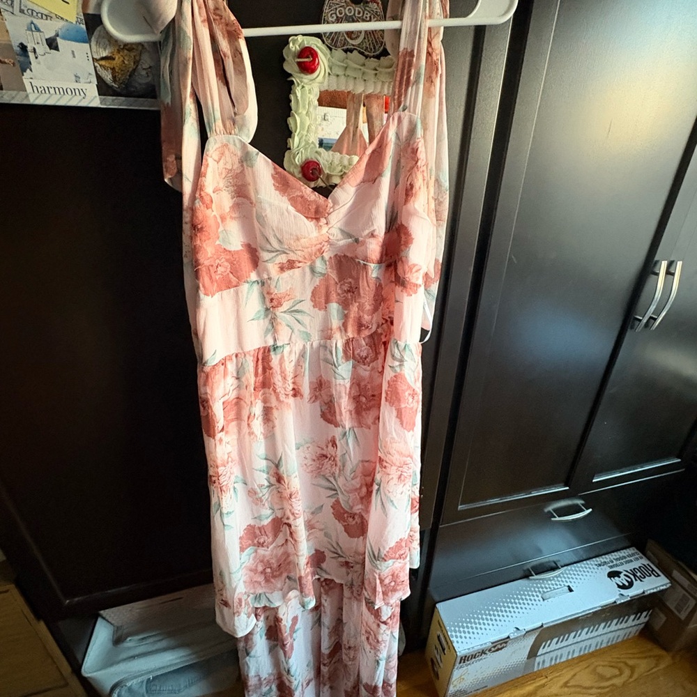 Lulu's Pink and White Dress